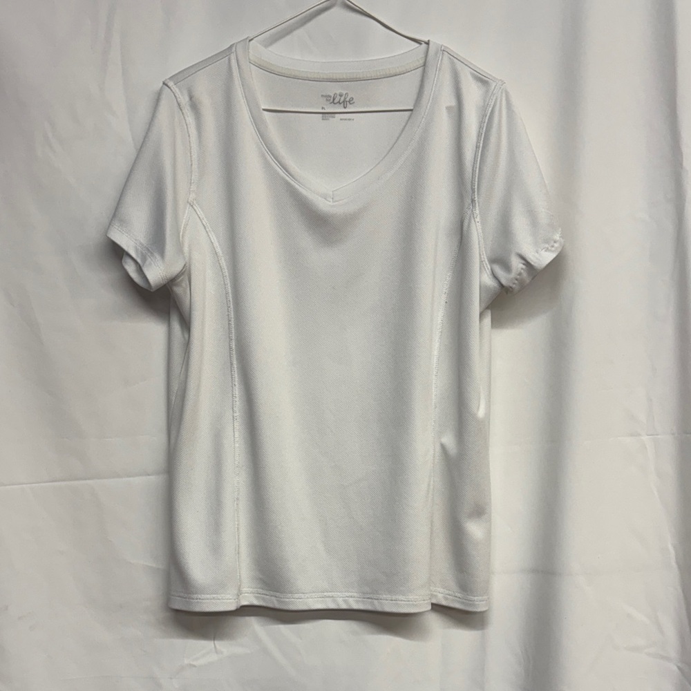 Made for Life Quick Dry White V-Neck Women's Top size PL